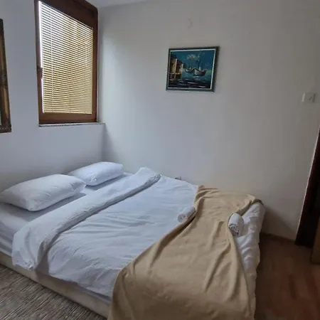 Pensjonat Near Campus In -